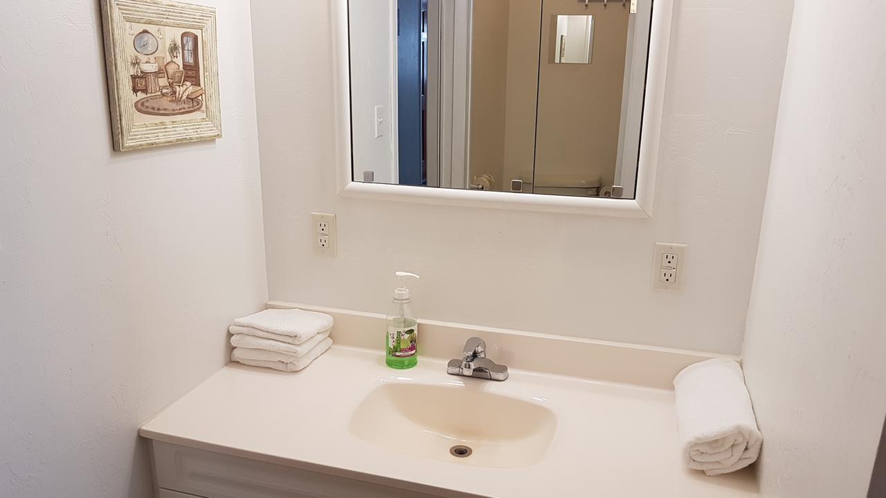 Preferred Rooms By Crestview Guest House Chapleau Ngoại thất bức ảnh